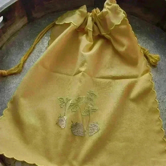 Hand-embroidered  cotton bag - Picture 8 of 8
